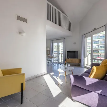 Duplex 2 Chambres -Balcon-Parking-Carnot A2B269-2