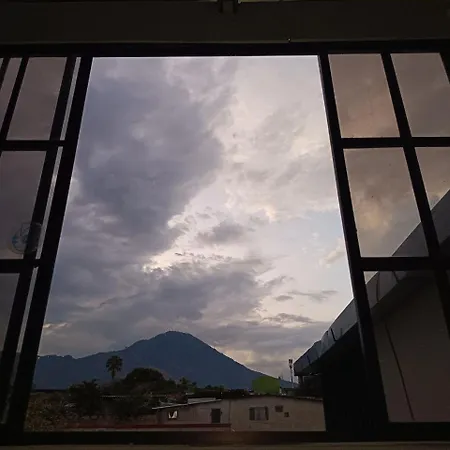 Acogedor Apartamento Centrico En San Salvador-2