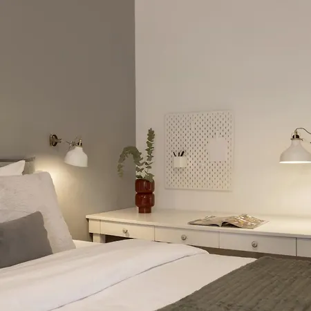 Signature Athenian Residence-2