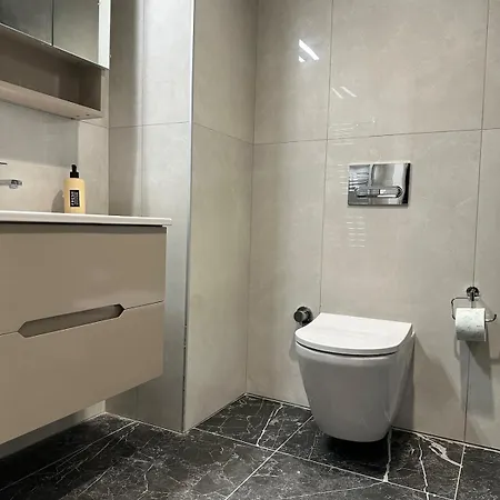 Sv Apartment In Diamond Residence Tower A-2