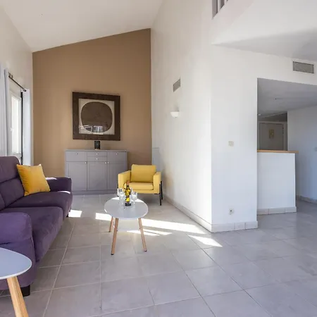 Duplex 2 Chambres -Balcon-Parking-Carnot A2B269-3