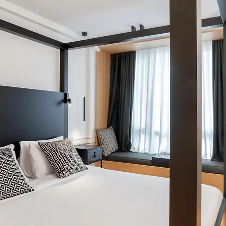 Black Apartment - Luxury Suite-2