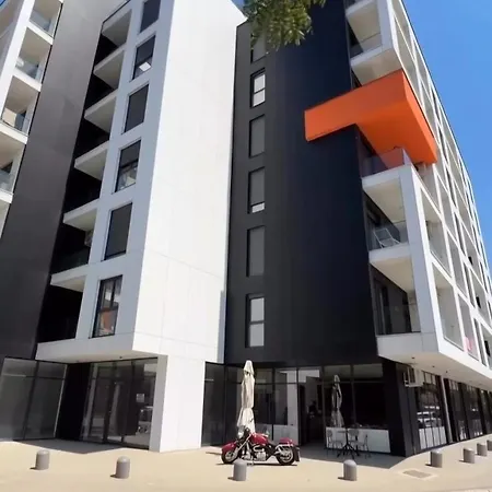 Dauti Apartment - Near City Center-2
