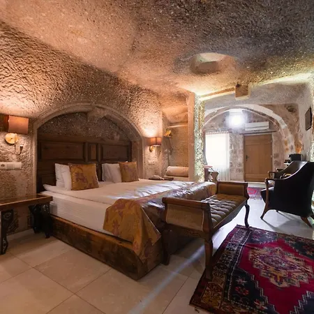 Divan Cave House-2