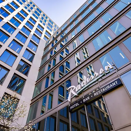 Radisson Hotel Brussels Centre Midi-3