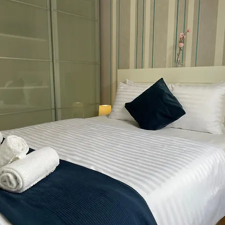 Corvin Center Suites-3