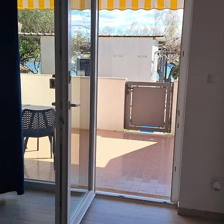 Guest House Nina-3