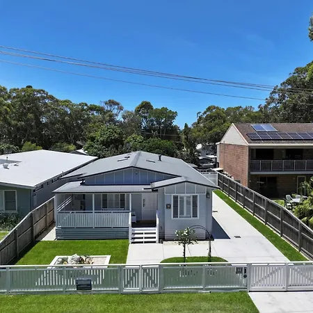 Margaret'S Hamptons Beach House-2