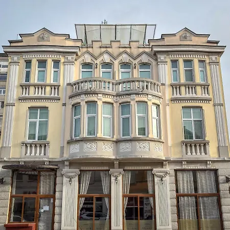 Family Hotel Chiplakoff-2