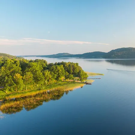 Skotteksgarden Lakefront Cottages And Camping Near Ulricehamn-3