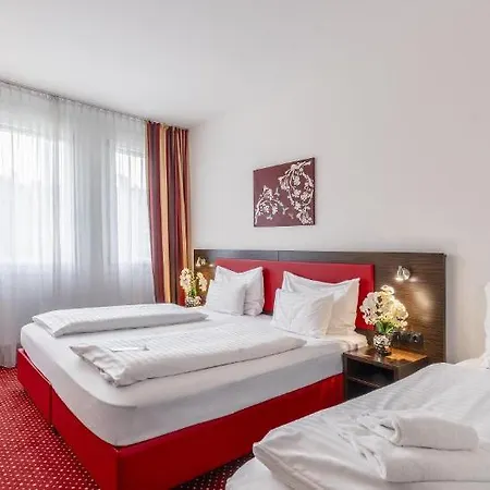 Plaza Inn Amedia Vienna-3
