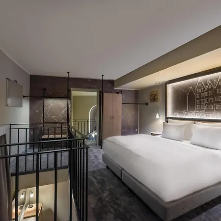 Wasserturm Hotel Cologne, Curio Collection By Hilton-2