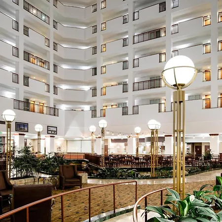 Embassy Suites By Hilton Portland Airport-3