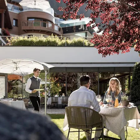 Das Central – Alpine . Luxury . Life-2