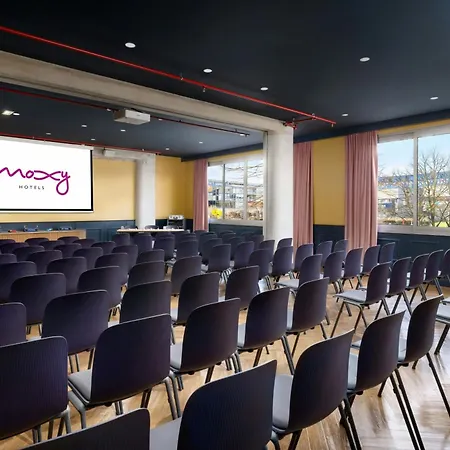 Moxy Paris La Villette-2