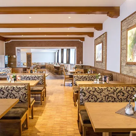Hotel Landgasthof Hohenauer Hof-3