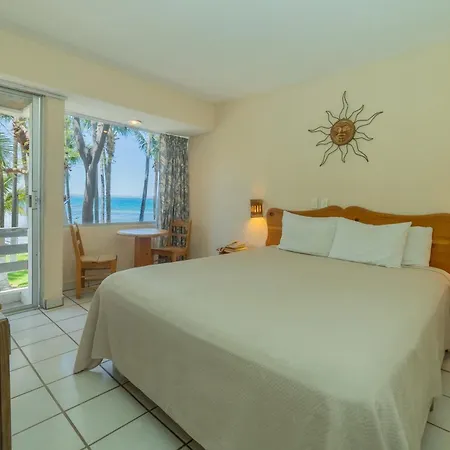 La Concha Beach Hotel & Club-3