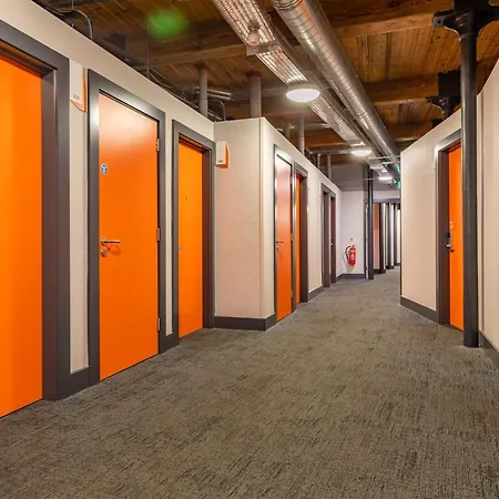 Easyhotel Manchester-3