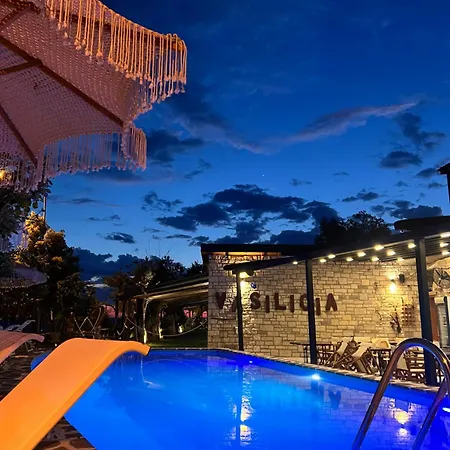 Palermiti Luxury Rooms-2