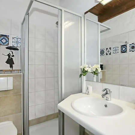 Auf den Höfen Wohnung 14-2