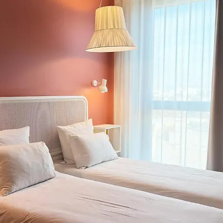Okko Hotels Paris Rosa Parks-2