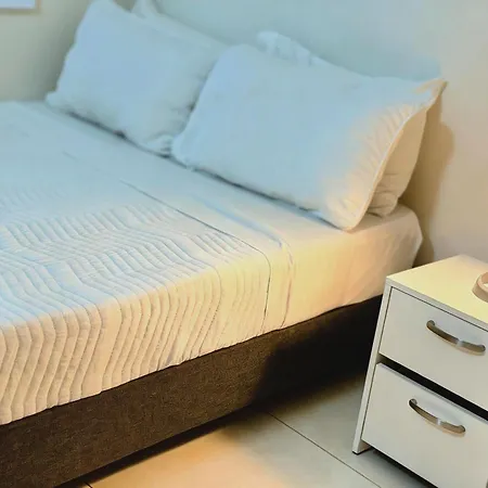 Apartamento Valle Del Lili Con Piscina-2