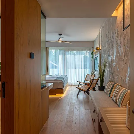Reed Boutique Hotel & Bistro-3