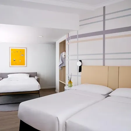 Ying'Nflo, Wesley Admiralty, Hong Kong - Langham Hospitality Group-2