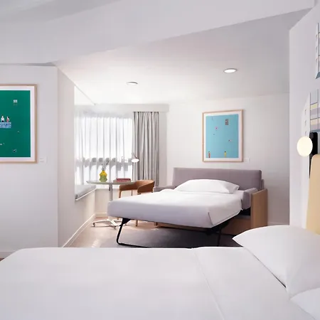 Ying'Nflo, Wesley Admiralty, Hong Kong - Langham Hospitality Group-3