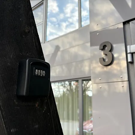 Weekend Apartment 3-3
