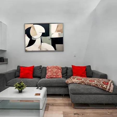 Lux Modern 1-Bedroom 1-Bathroom Loft With Parking-2