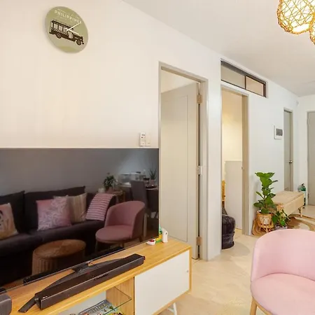 Summer Resort Vibe At The Heart Of Taguig City!-3