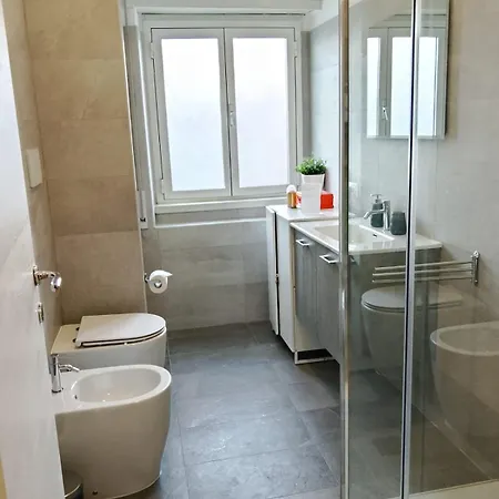 New! Vatican Domizia Apartment-2