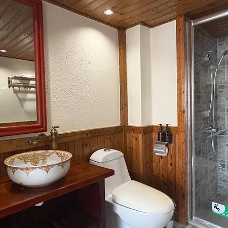 Serene Vale Inn-Free Pick Up Train Station Stay Two Nights-3