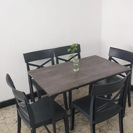 Bau420! Backpackers HOSTAL-3