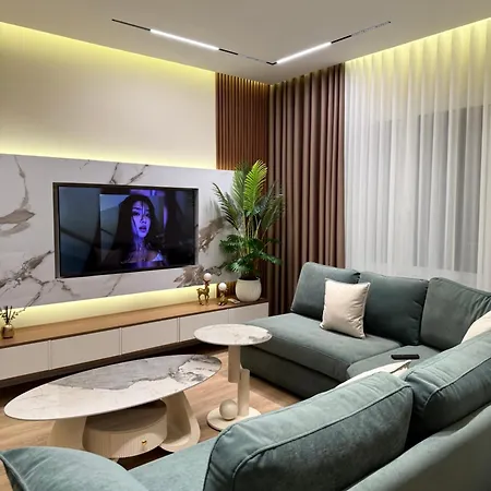 Modern Luxury Apartment-City Center-Walk Anywhere-3