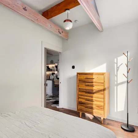 Chic Atl Stay - Private, Near Beltline - Parking-2