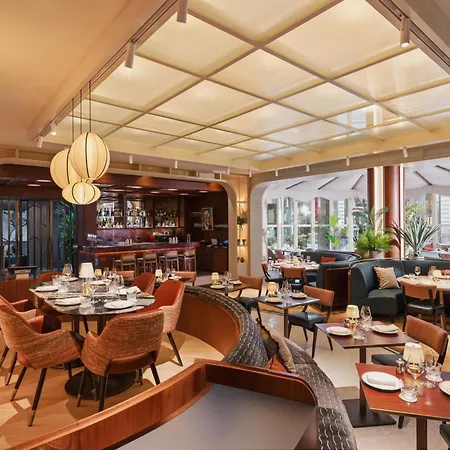 Kempinski Hotel Corvinus Budapest-3