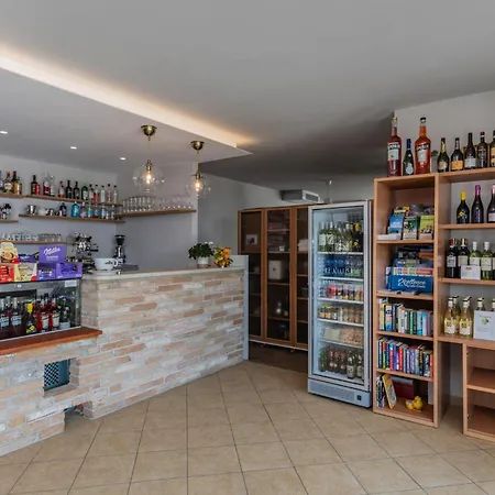 Residence Borgo Dei Limoni - Appartamenti Con Garage-2