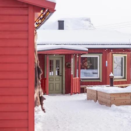 Abisko Mountain Lodge-3