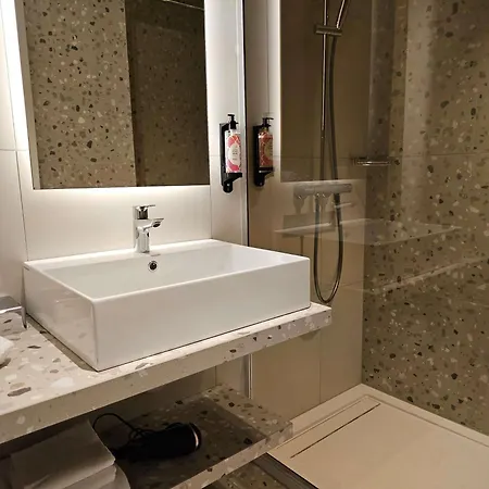 Aparthotel Adagio Geneve Mont-Blanc-3