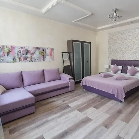 Best Apartment Plosha Rynok-2