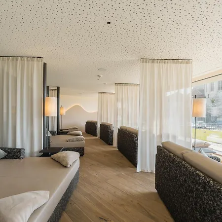 Hotel Schlosswirt-2