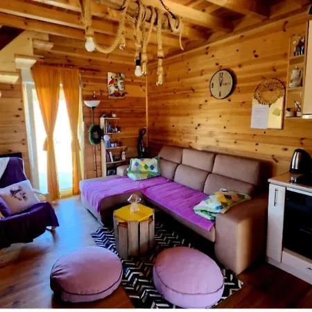 The Meadow Cabin-2
