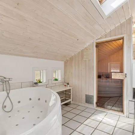 Holiday Home Sylvia - 900M From The Sea By Interhome-2