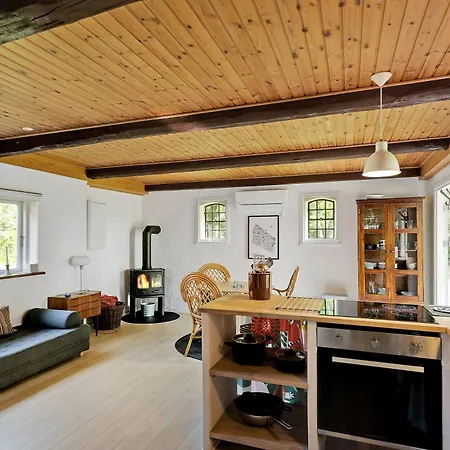 Gemütliches Und Originelles Ferienhaus Auf Bornholm-3