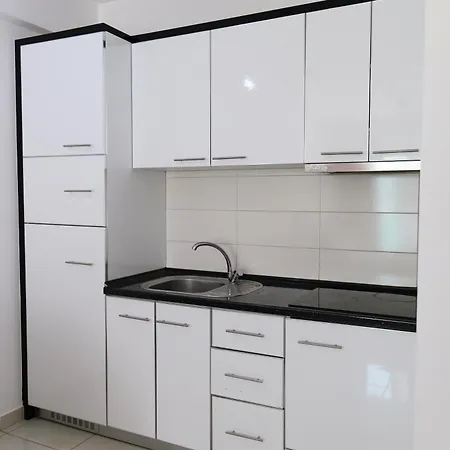 Low Cost Hotel Kosova-3