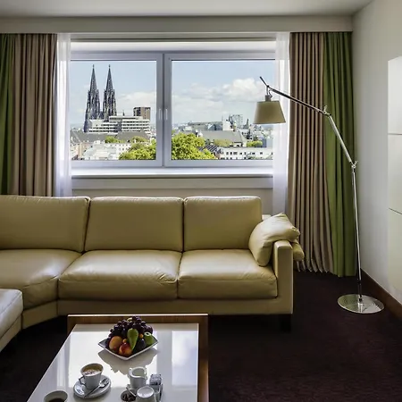 Pullman Cologne-2