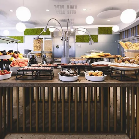 Novotel Venezia Mestre Castellana-3