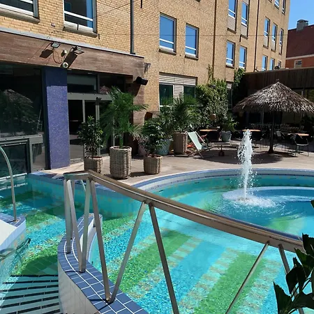 Quality Hotel The Reef-3